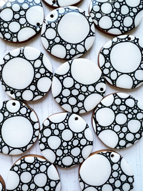 Monochrome Rounds Option of Coloured Studs | Bundle Discount Pack