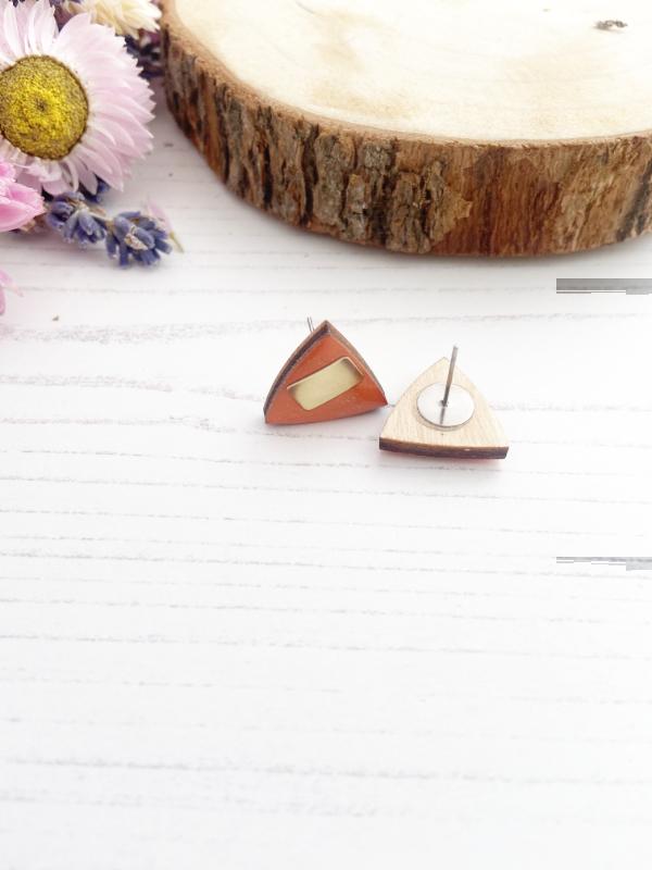 hand painted geometric triangle studs in orange with brass bars added.